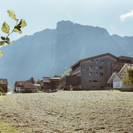 Hotel Hubertus Mellau Gmbh Экстерьер фото