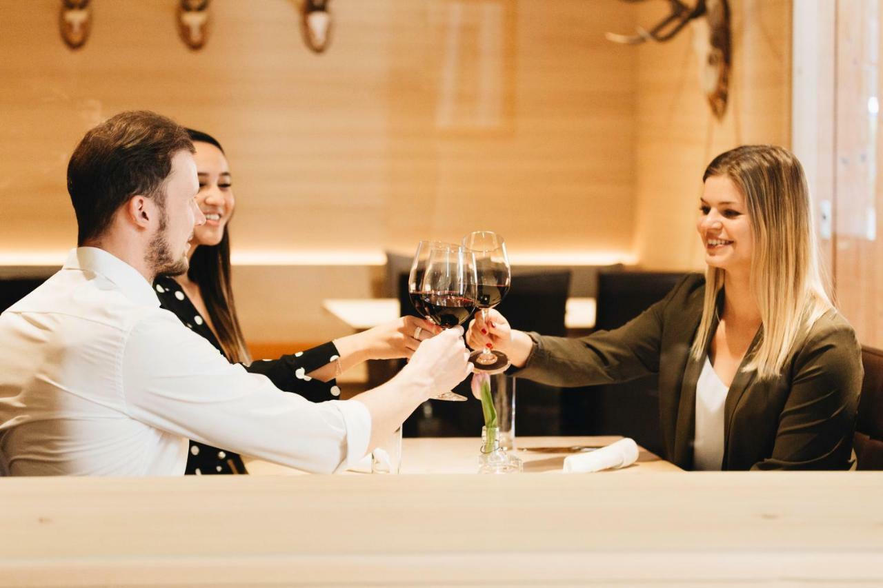 Hotel Hubertus Mellau Gmbh Экстерьер фото