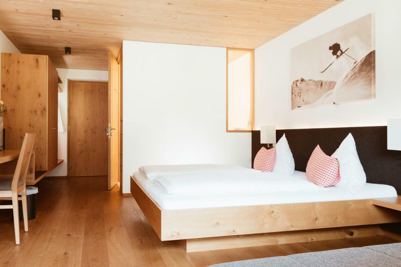 Hotel Hubertus Mellau Gmbh Экстерьер фото